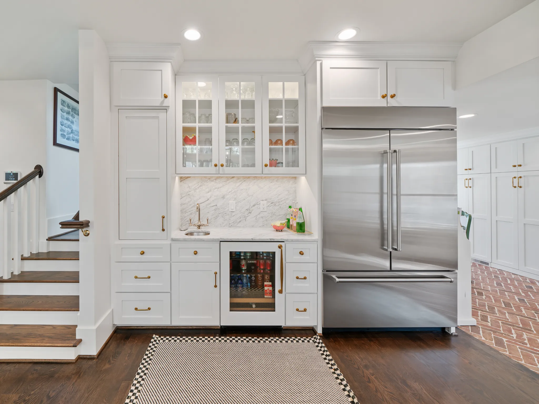 mountain-side-cabinets-biltmore-forest-01.webp